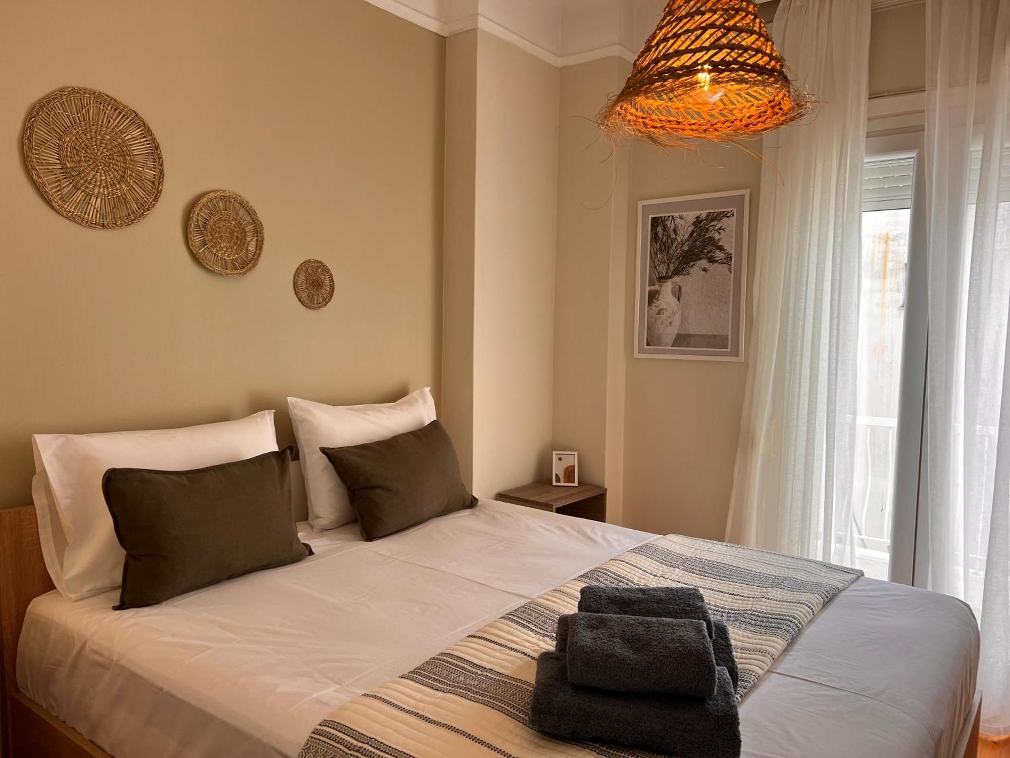 Meraki Luxury City Center Apartment เทสซาโลนิกิ ภายนอก รูปภาพ