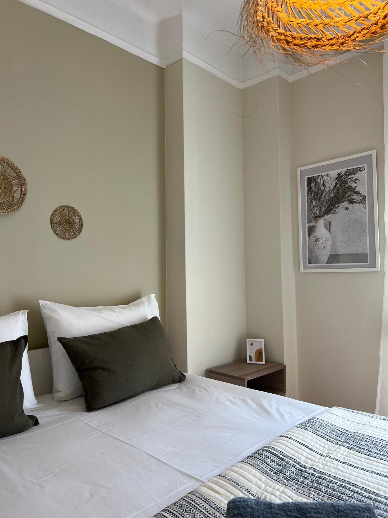Meraki Luxury City Center Apartment เทสซาโลนิกิ ภายนอก รูปภาพ